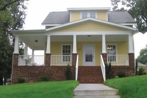 House Design - Craftsman Exterior - Front Elevation Plan #936-9