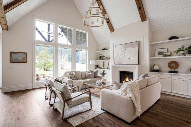 Dream House Plan - Interior - Family Room for Farmhouse House Plan #1114-11 - 4 bed, 3.5 bath
