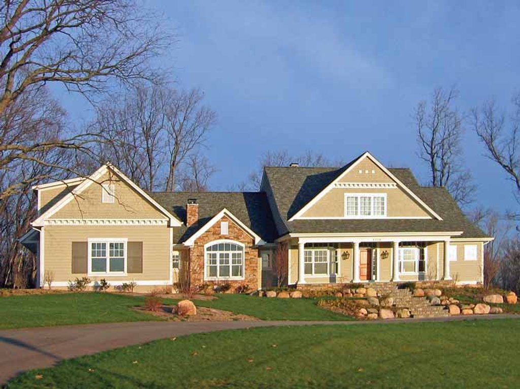 Traditional Style House Plan 3 Beds 2 5 Baths 3670 Sq Ft Traditional Style House Plan 3 Beds 2 5 Baths 3670 Sq Ft