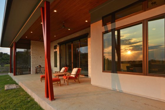 Exterior - Covered Porch 1 for Contemporary House Plan #935-18 - 4 bed, 4 bath