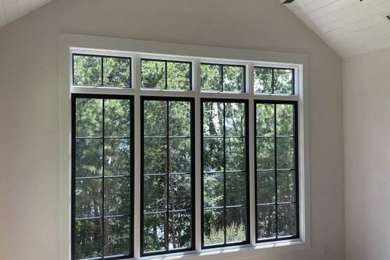 Interior - Master Bedroom for Modern House Plan #437-108 - 4 bed, 4.5 bath