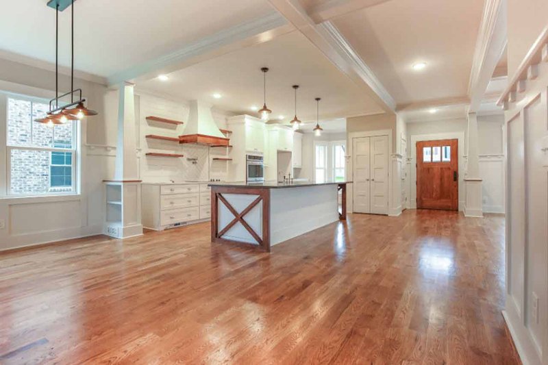 House Plan Design - Interior - Kitchen for Craftsman House Plan #461-70 - 4 bed, 3.5 bath