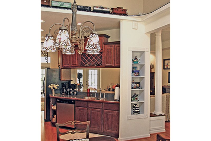 House Plan Design - Interior - Kitchen 1 for Country House Plan #314-278 - 3 bed, 2 bath