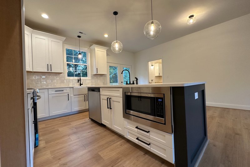 Architectural House Design - Interior - Kitchen 1 for Farmhouse House Plan #44-292 - 3 bed, 2 bath