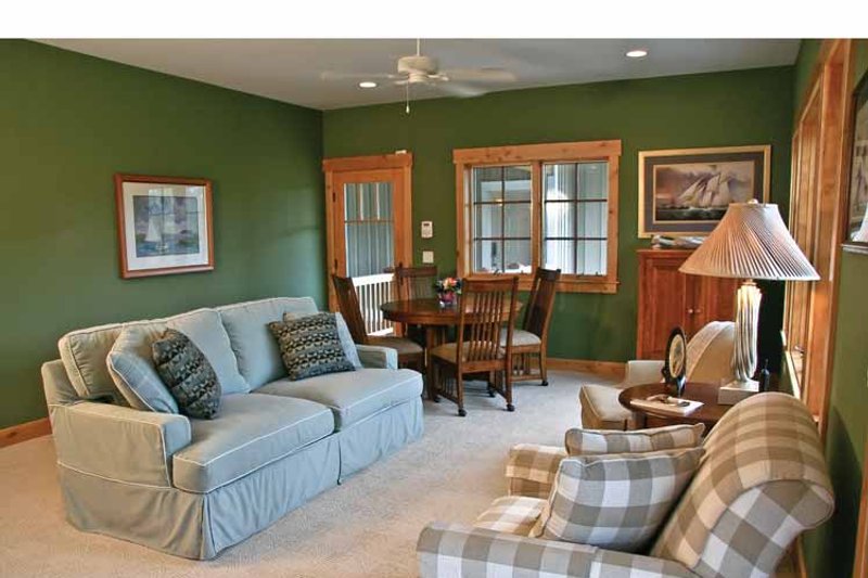 Home Plan - Interior - Family Room 4 for Craftsman House Plan #928-112 - 3 bed, 2.5 bath