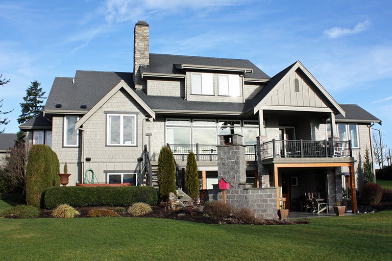House Blueprint - Exterior - Rear Elevation for European House Plan #1070-6 - 5 bed, 4 bath