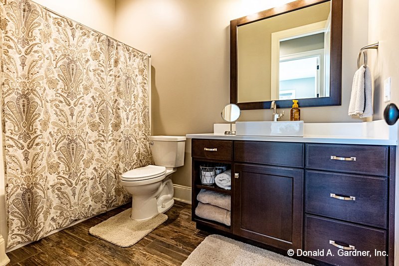 Dream House Plan - Interior - Bathroom for Traditional House Plan #929-1042 - 5 bed, 5 bath