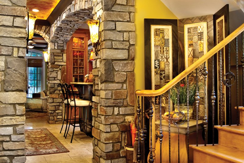 Dream House Plan - Interior - Entry for Mediterranean House Plan #930-70 - 3 bed, 2.5 bath