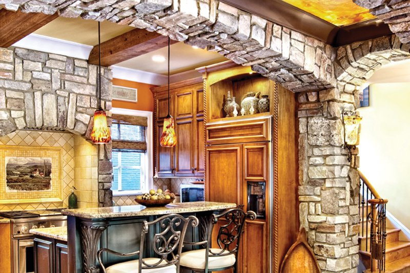 Dream House Plan - Interior - Kitchen 2 for Mediterranean House Plan #930-70 - 3 bed, 2.5 bath