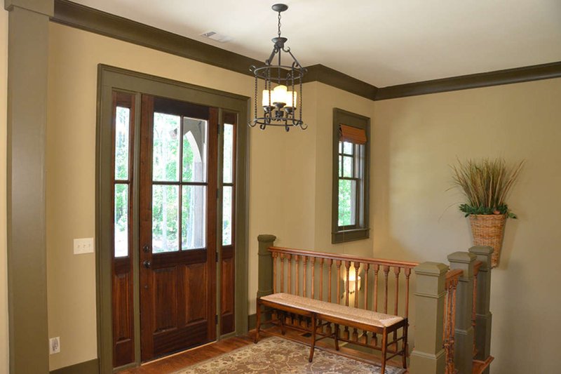 Dream House Plan - Interior - Entry for Ranch House Plan #54-535 - 3 bed, 2.5 bath