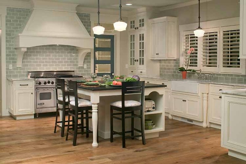 Home Plan - Interior - Dining Room 1 for Traditional House Plan #928-23 - 5 bed, 4.5 bath