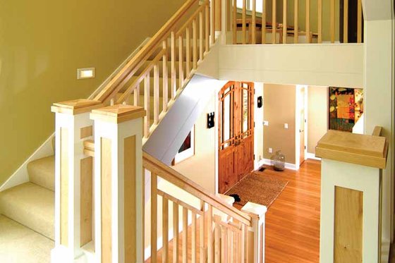 Interior - Entry for Prairie House Plan #928-38 - 3 bed, 3 bath