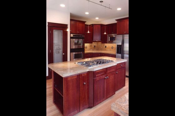 Photo 7 for Craftsman House Plan #132-145 - 3 bed, 2.5 bath