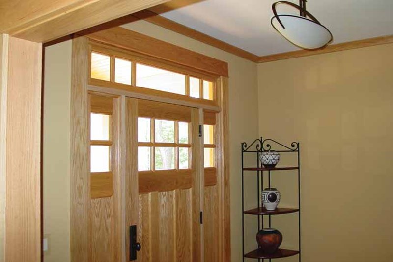 Dream House Plan - Interior - Entry for Craftsman House Plan #939-12 - 4 bed, 3.5 bath