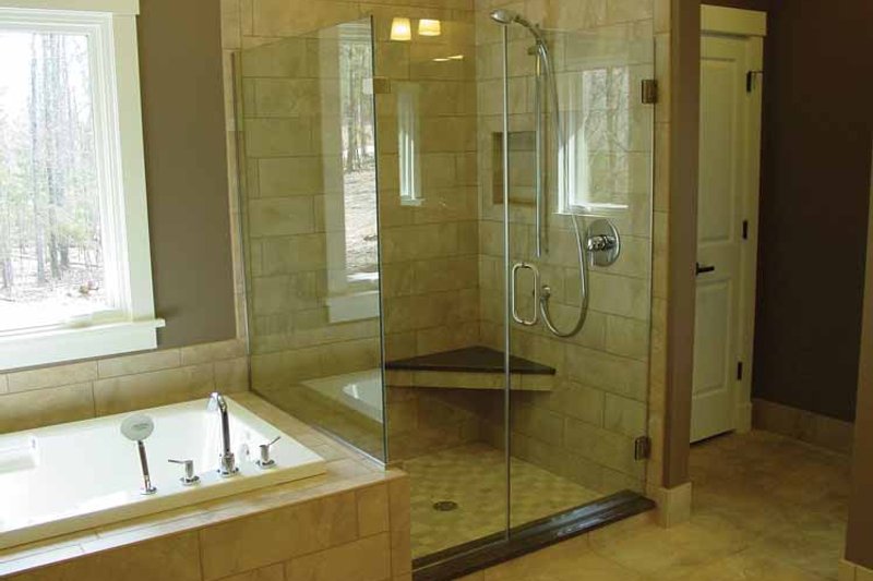 Dream House Plan - Interior - Master Bathroom 1 for Craftsman House Plan #939-14 - 3 bed, 3.5 bath