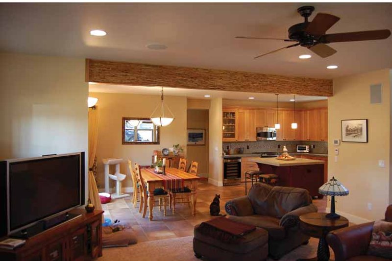 House Design - Interior - Dining Room for Prairie House Plan #895-69 - 3 bed, 2.5 bath