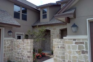 Interior - Entry for European House Plan #20-2437 - 3 bed, 3 bath