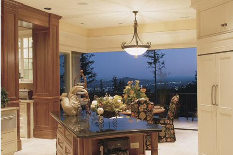 Dream House Plan - Photo 8 for European House Plan #48-133 - 5 bed, 4.5 bath