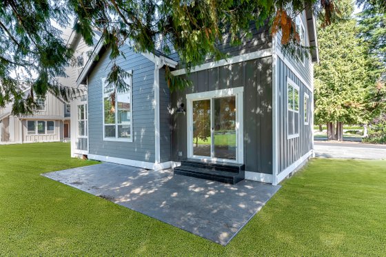 Photo 7 for Contemporary House Plan #1070-83 - 4 bed, 2.5 bath