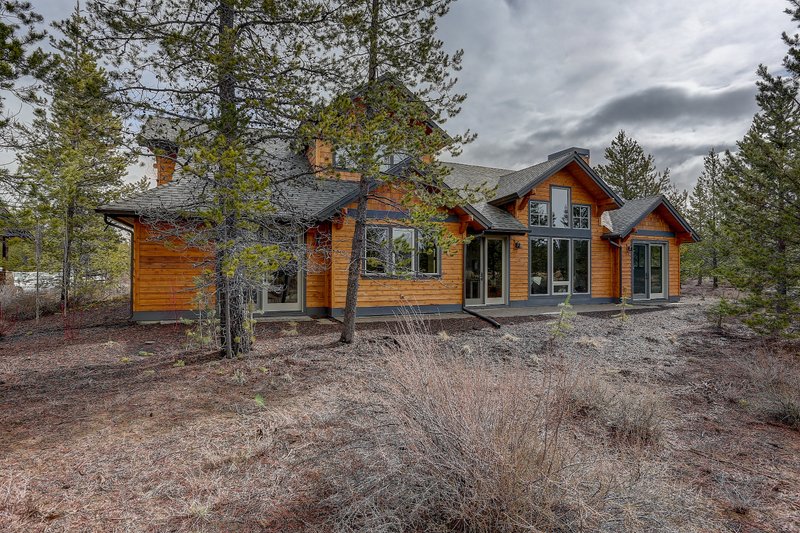 House Blueprint - Exterior - Rear Elevation 1 for Craftsman House Plan #892-38 - 4 bed, 5 bath