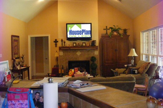 Interior - Family Room for Southern House Plan #21-176 - 4 bed, 3 bath