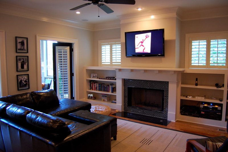 Architectural House Design - Interior - Family Room for Craftsman House Plan #461-36 - 4 bed, 3 bath