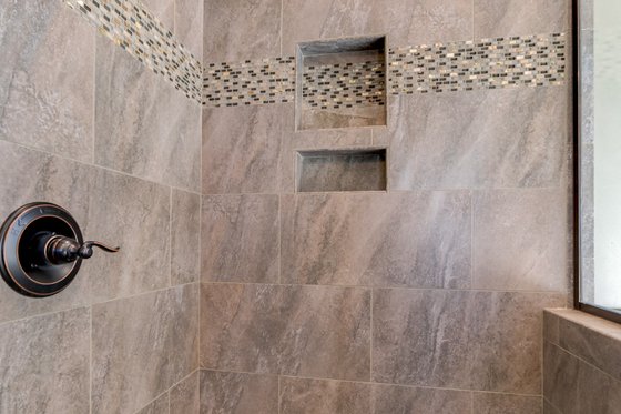 Interior - Bathroom 1 for Craftsman House Plan #430-172 - 3 bed, 2 bath