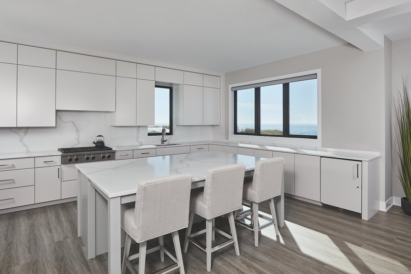 House Plan Design - Interior - Kitchen for Contemporary House Plan #928-352 - 4 bed, 4.5 bath