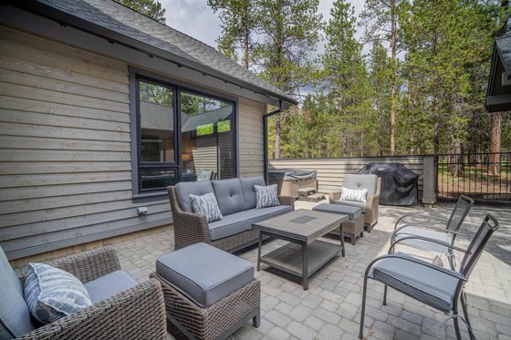 Exterior - Outdoor Living 1 for Contemporary House Plan #892-43 - 4 bed, 4.5 bath