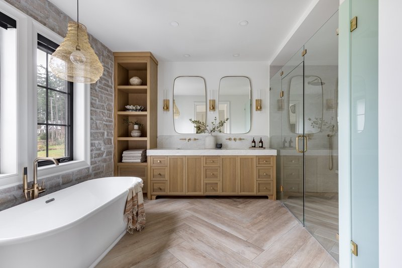 House Blueprint - Interior - Master Bathroom for European House Plan #1114-12 - 6 bed, 4.5 bath