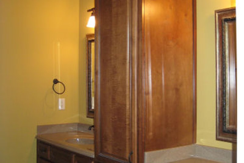 Architectural House Design - Photo 5 for European House Plan #437-41 - 4 bed, 4 bath