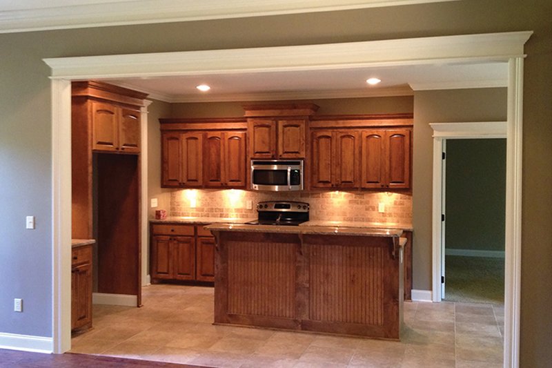 Dream House Plan - Interior - Kitchen for Ranch House Plan #430-59 - 3 bed, 2 bath