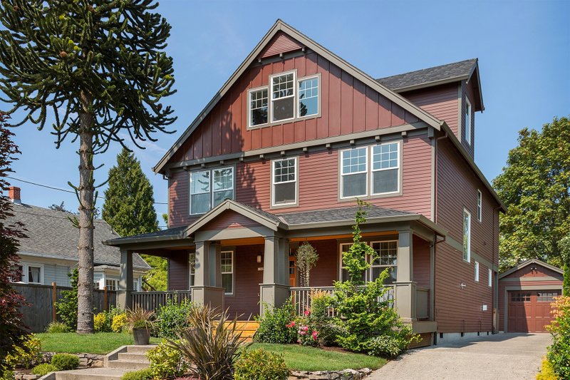 Home Plan - Craftsman Exterior - Front Elevation Plan #48-489