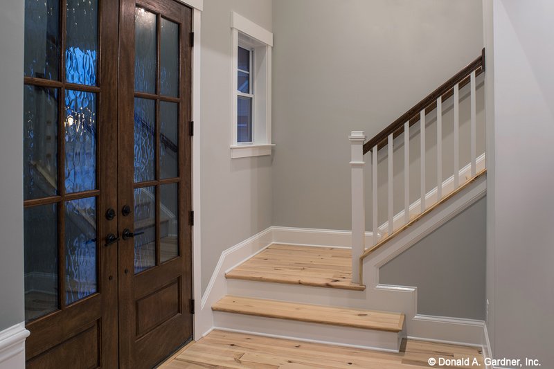 Architectural House Design - Interior - Entry for Craftsman House Plan #929-1051 - 5 bed, 4 bath