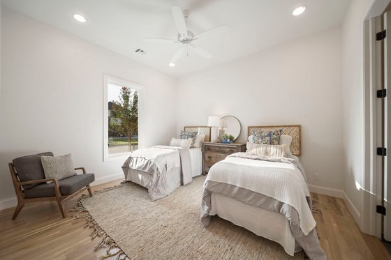 Interior - Bathroom for Traditional House Plan #1098-8 - 4 bed, 4.5 bath