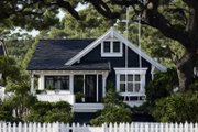 Cottage Style House Plan - 2 Beds 2 Baths 838 Sq/Ft Plan #515-56 Exterior 