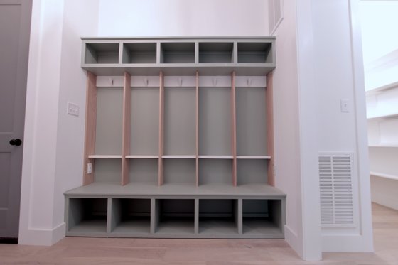 Photo 2 for Traditional House Plan #1080-9 - 5 bed, 4.5 bath