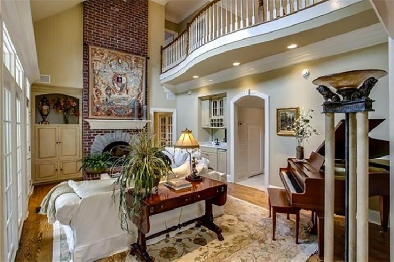 Home Plan - Interior - Family Room 2 for Country House Plan #137-148 - 4 bed, 3 bath