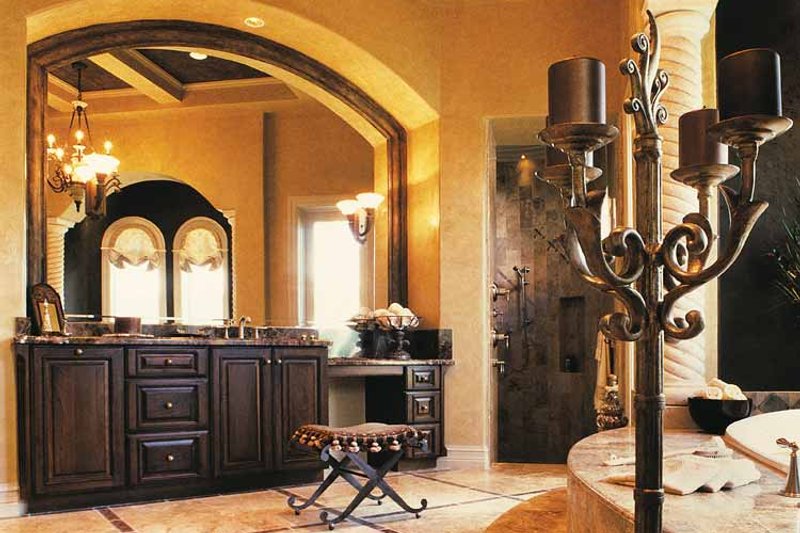 House Design - Interior - Bathroom for Mediterranean House Plan #930-54 - 4 bed, 4 bath