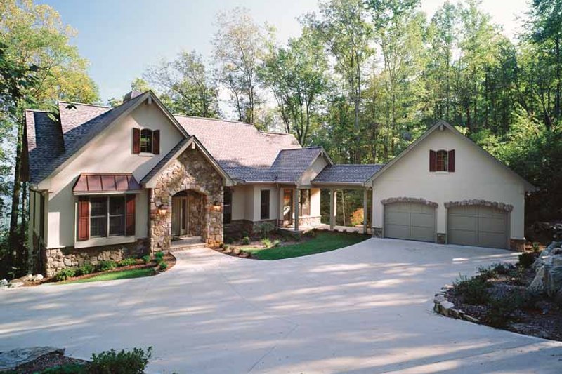Dream House Plan - Country Exterior - Front Elevation Plan #929-300