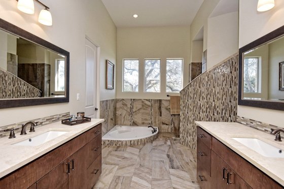 Interior - Master Bathroom for Mediterranean House Plan #80-221 - 5 bed, 4 bath