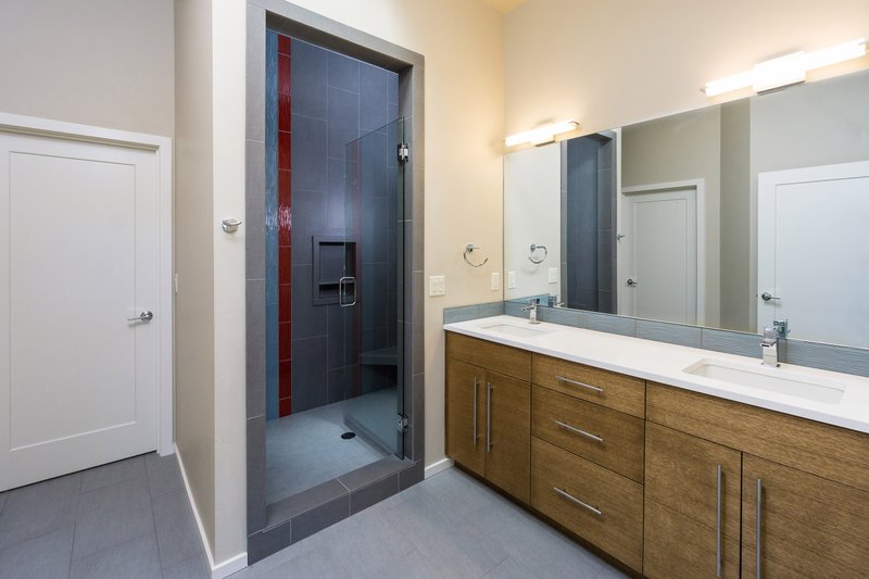 Home Plan - Interior - Master Bathroom for Modern House Plan #895-60 - 3 bed, 2 bath