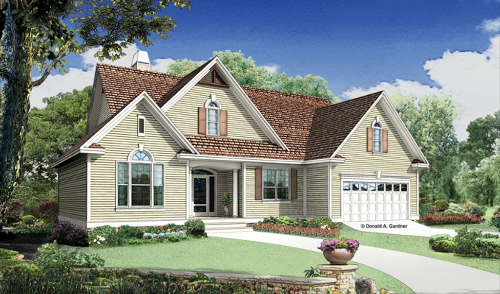 Traditional Style House Plan 3 Beds 2 Baths 1629 Sq Ft Plan 929 951 Builderhouseplans Com