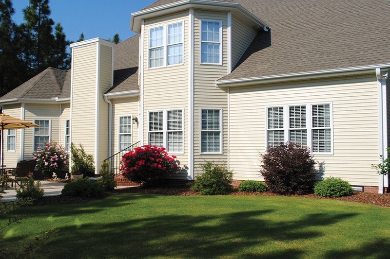 House Blueprint - Exterior - Rear Elevation for Colonial House Plan #927-849 - 5 bed, 4 bath