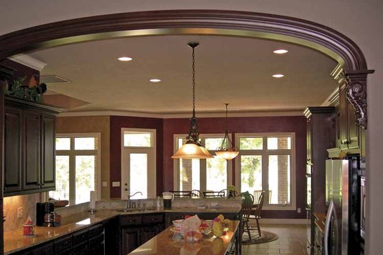 Interior - Dining Room for Contemporary House Plan #11-280 - 5 bed, 5.5 bath