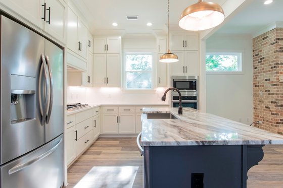Interior - Kitchen 2 for Cottage House Plan #430-117 - 4 bed, 2.5 bath