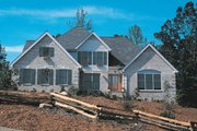 Traditional Style House Plan - 4 Beds 3.5 Baths 2597 Sq/Ft Plan #57-122 