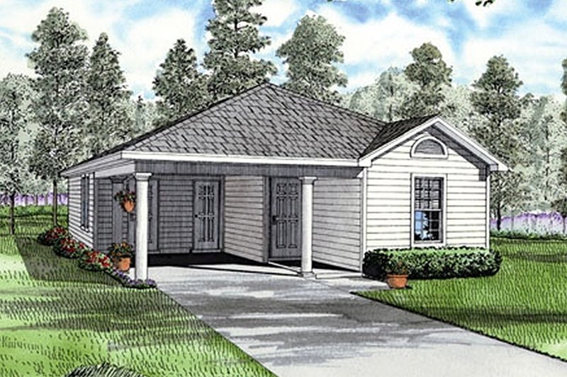 Traditional Style House Plan - 3 Beds 2 Baths 1070 Sq/Ft Plan #17-2248