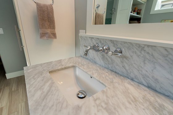 Interior - Master Bathroom 1 for Craftsman House Plan #70-1470 - 4 bed, 3.5 bath