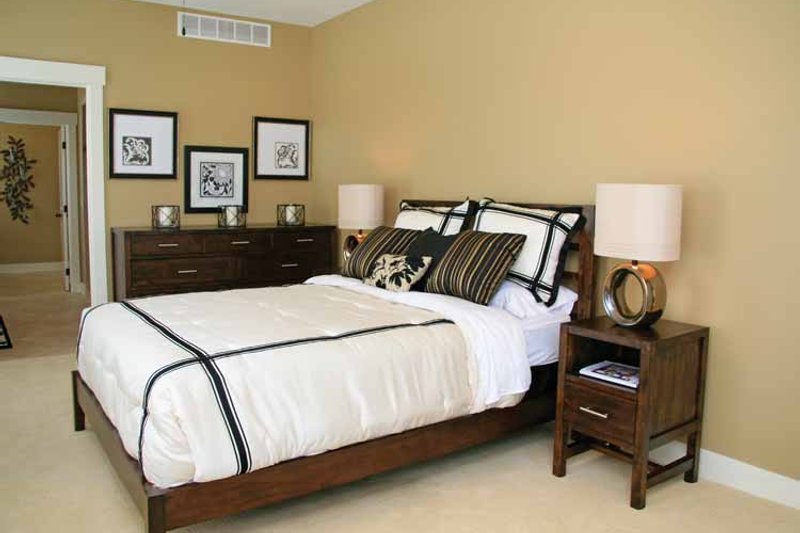 Home Plan - Interior - Master Bedroom for Craftsman House Plan #928-193 - 2 bed, 3.5 bath
